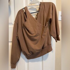 Cuyana almost new brown sweater